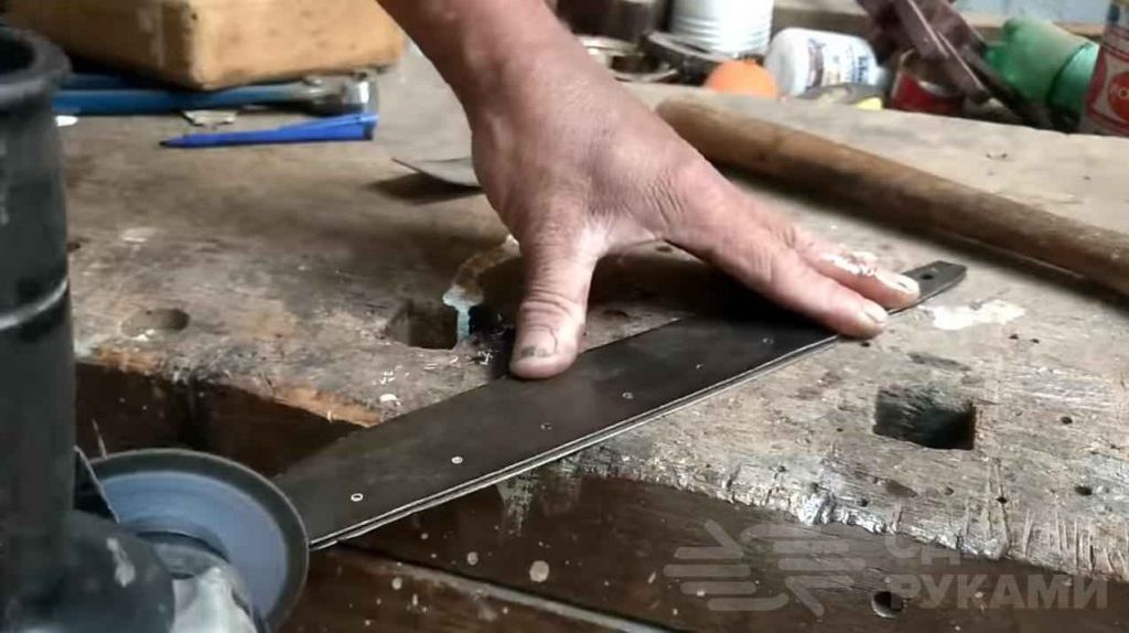 Как сделать оригинальный нож из шины бензопилы