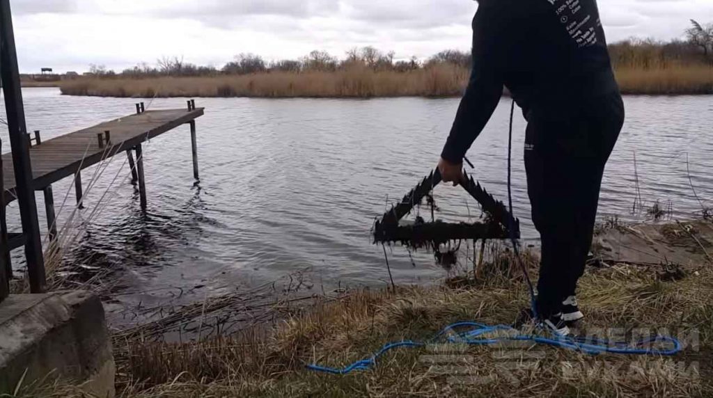 Самодельные грабли для очистки дна водоема или реки