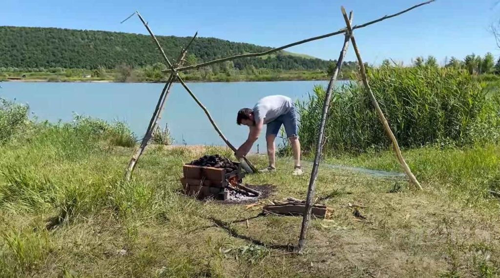 Как сделать баньку по-русски в походных условиях