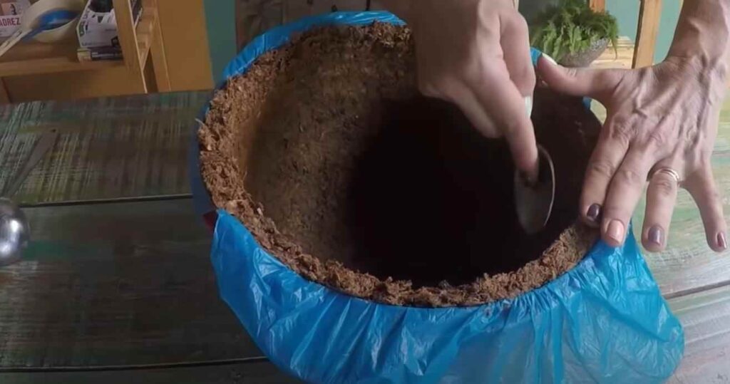 23 классных идеи как сделать цветочный горшок