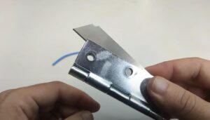 Как сделать штроборез из УШМ Как сделать штроборез из УШМ
