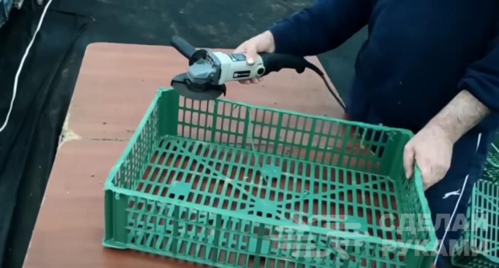 Как из пластиковых ящиков сделать высокие грядки с парником для быстрого выращивания рассады