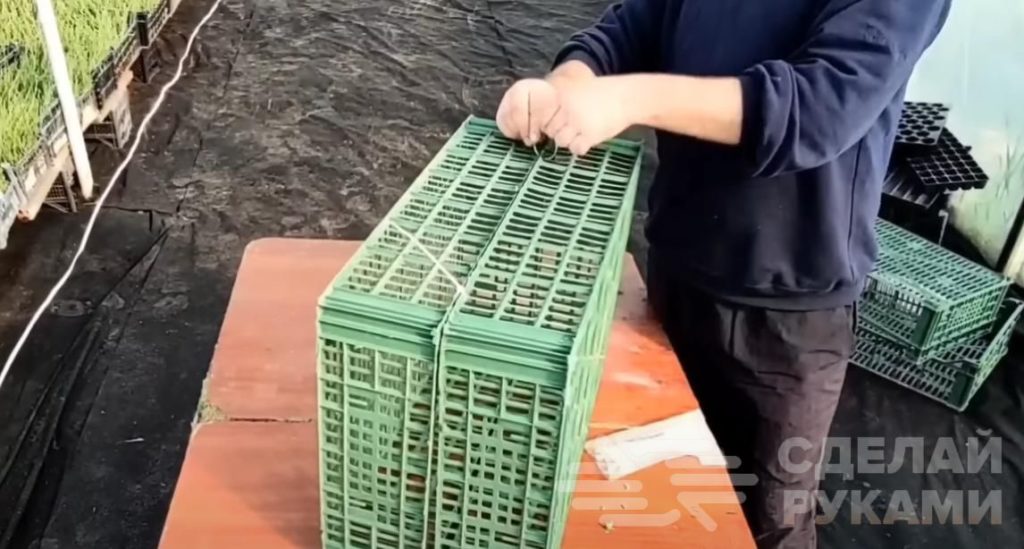 Как из пластиковых ящиков сделать высокие грядки с парником для быстрого выращивания рассады
